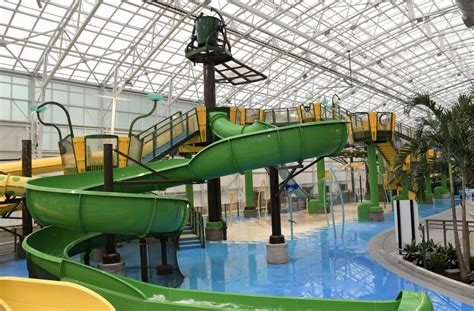 Island waterpark at showboat  Check out the features this massive indoor waterpark has for you
